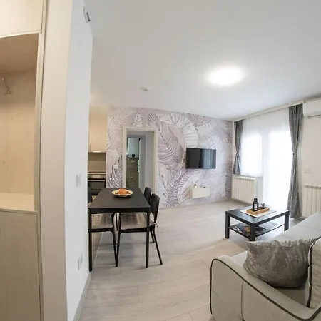 Pegasus Apartment *