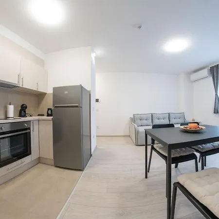 Pegasus Apartment *